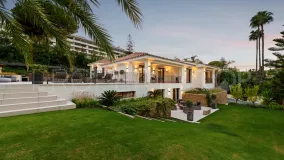 Villa de 5 dormitorios en venta en Las Brisas del Golf