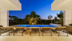 For sale Nueva Andalucia villa with 6 bedrooms