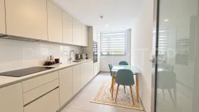 Comprar apartamento de 3 dormitorios en Elviria