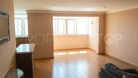 Piso a la venta de 3 dormitorios en San Pedro de Alcantara