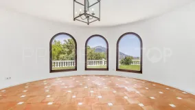 Villa a la venta en Coin con 6 dormitorios