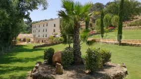 Setenil de las Bodegas, finca con 6 dormitorios en venta