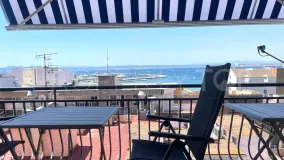 Se vende apartamento con 4 dormitorios en Roses