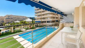 Comprar apartamento con 2 dormitorios en Marina Banus