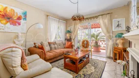 Se vende villa de 4 dormitorios en Coin