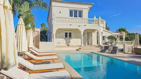 5 bedrooms villa for sale in El Faro