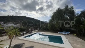 For sale villa in Pinos de Alhaurín