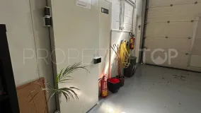 Marbella Ciudad, nave en venta