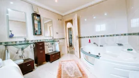 Villa for sale in Mijas Golf