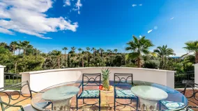 El Paraiso, villa en venta con 16 dormitorios