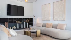 Comprar villa de 5 dormitorios en Santa Eulalia del Río