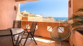 Buy apartment in Coto Real with 2 bedrooms