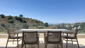 Penthouse in Benahavis Hills Country Club for sale