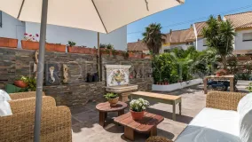 Jardin Tropical, casa en venta de 9 dormitorios