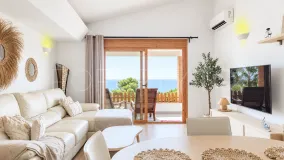 Se vende pareado en Bahia Dorada