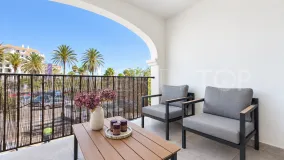 Apartamento en venta con 2 dormitorios en Puerto La Duquesa