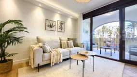 Apartamento en venta con 2 dormitorios en Puerto La Duquesa