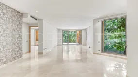 For sale ground floor apartment in Mansion Club