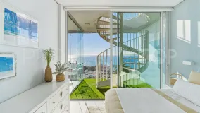 Duplex penthouse for sale in El Higueron