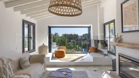 Buy Guadalmina Alta 3 bedrooms villa