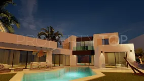 Semi detached villa for sale in Estepona