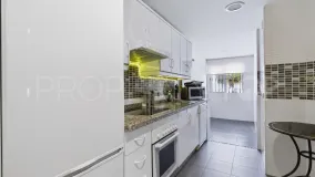 Comprar adosado de 3 dormitorios en Los Naranjos de Marbella