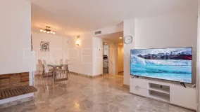 Comprar adosado de 3 dormitorios en Los Naranjos de Marbella