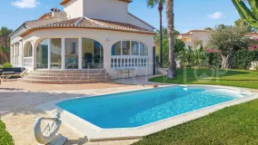 For sale Jávea villa with 2 bedrooms