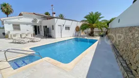 Denia, villa en venta con 2 dormitorios