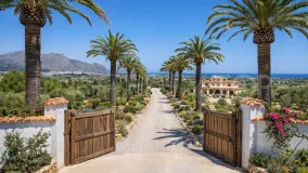 For sale villa in Pedreguer with 5 bedrooms
