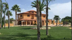 For sale villa in Pedreguer with 5 bedrooms