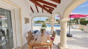Buy villa with 3 bedrooms in Jávea