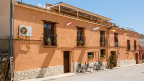 Buy hotel with 6 bedrooms in Sagra