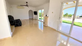 For sale villa in Beniarbeig
