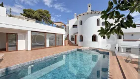 Villa with 6 bedrooms for sale in Jávea