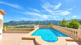 Villa for sale in Pego