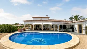 Villa for sale in Jávea with 3 bedrooms