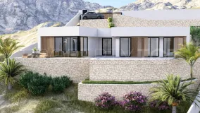 Villa for sale in Denia