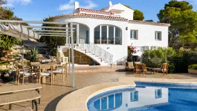 For sale Jávea villa with 4 bedrooms