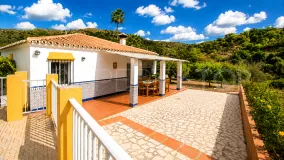 3 bedrooms finca in Estepona for sale