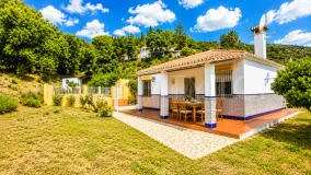 3 bedrooms finca in Estepona for sale