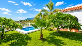 Estepona, finca de 3 dormitorios en venta