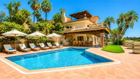 Estepona finca for sale