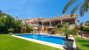 4 bedrooms villa in Cala de Mijas for sale