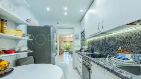 Apartamento planta baja en venta en Benatalaya con 2 dormitorios