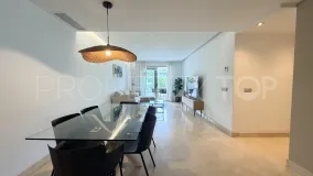 Buy apartment with 3 bedrooms in San Pedro Playa