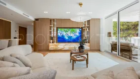 Ático a la venta con 3 dormitorios en Los Monteros