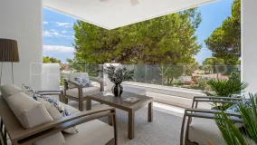 Ático a la venta con 3 dormitorios en Los Monteros