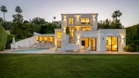 Villa for sale in Los Naranjos Hill Club