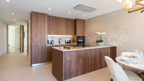 Apartamento con 2 dormitorios en venta en Marbella - Puerto Banus